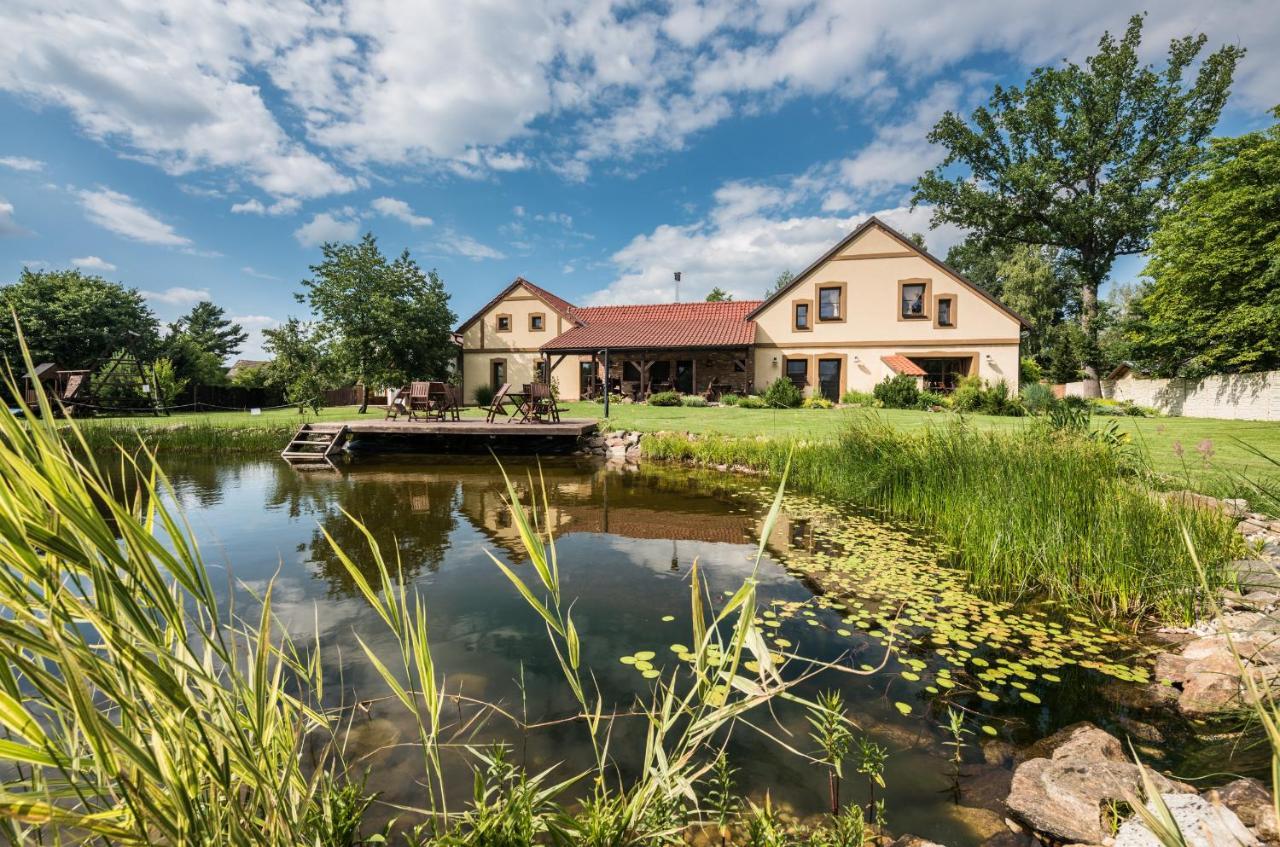 Penzion U Lisky Jarosov nad Nezarkou Екстериор снимка